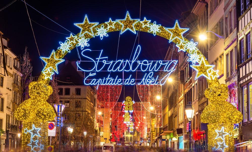 Le marché de Noël de Strasbourg une tradition ancestrale en Alsace