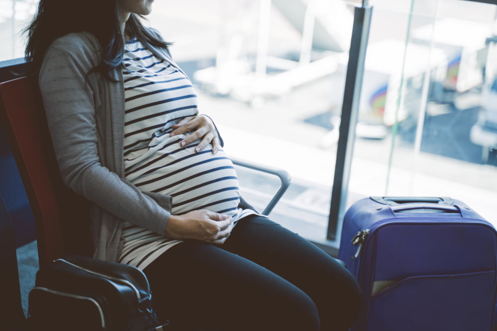 Voyager en voiture enceinte : les précautions à prendre, Autour de bébé